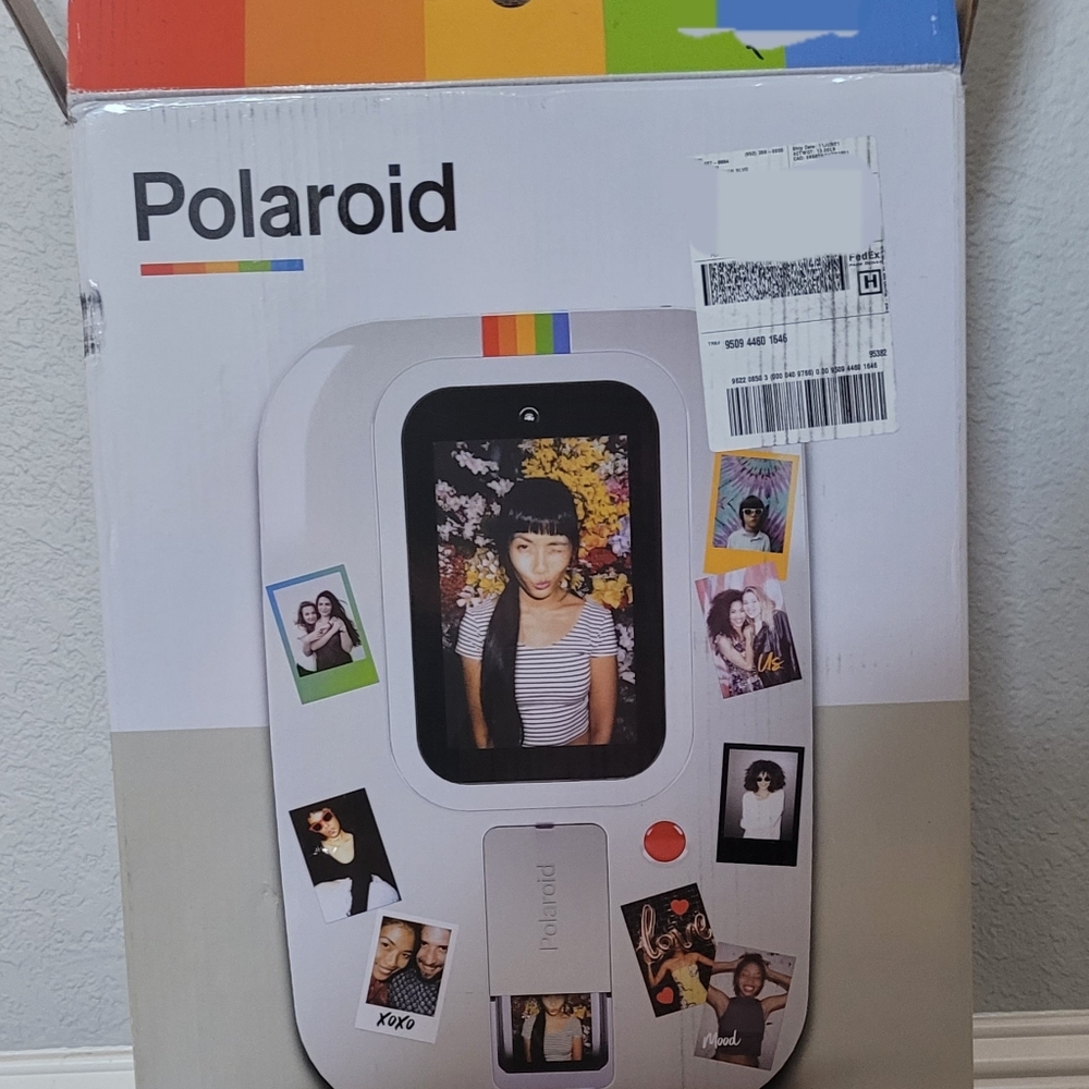 Polaroid photo booth